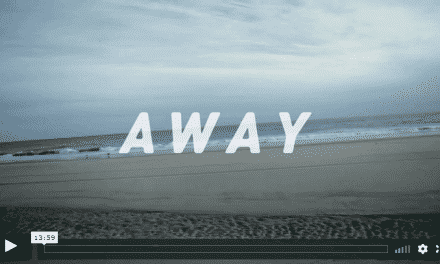 Away – Surfen am Rockaway Beach, New York