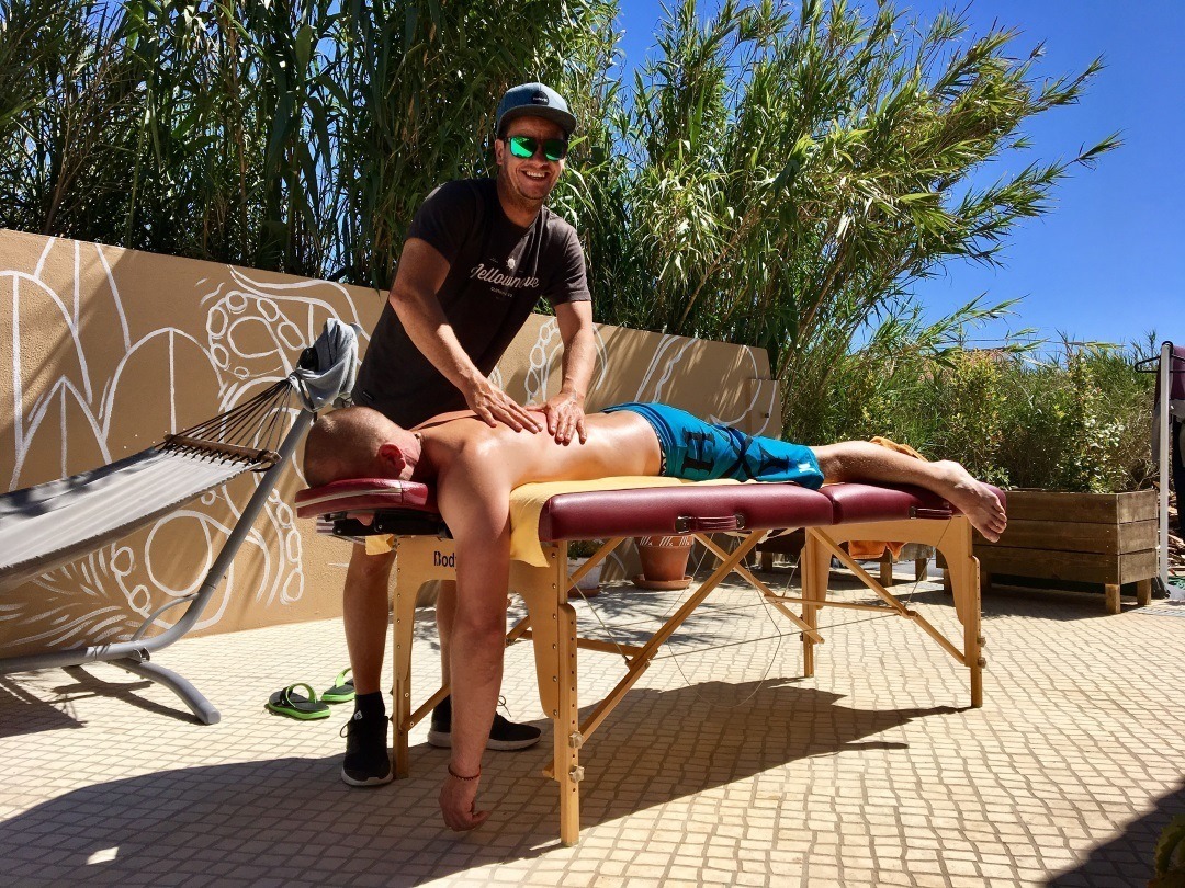 Massage im Mellowmove Surfcamp
