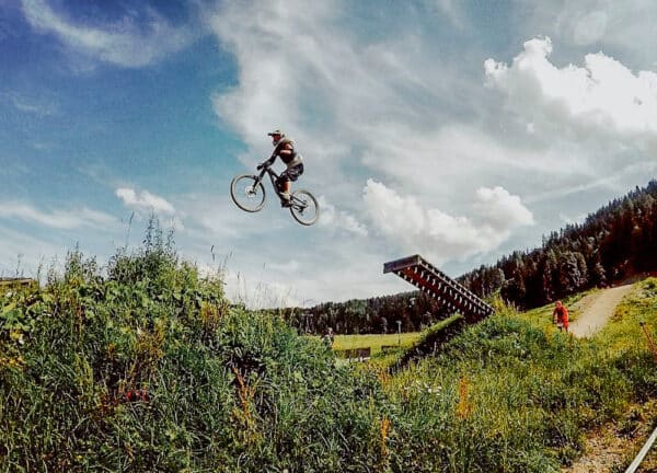 Wie Michi Benthaus nach einem MTB-Unfall zurück ins Leben fand