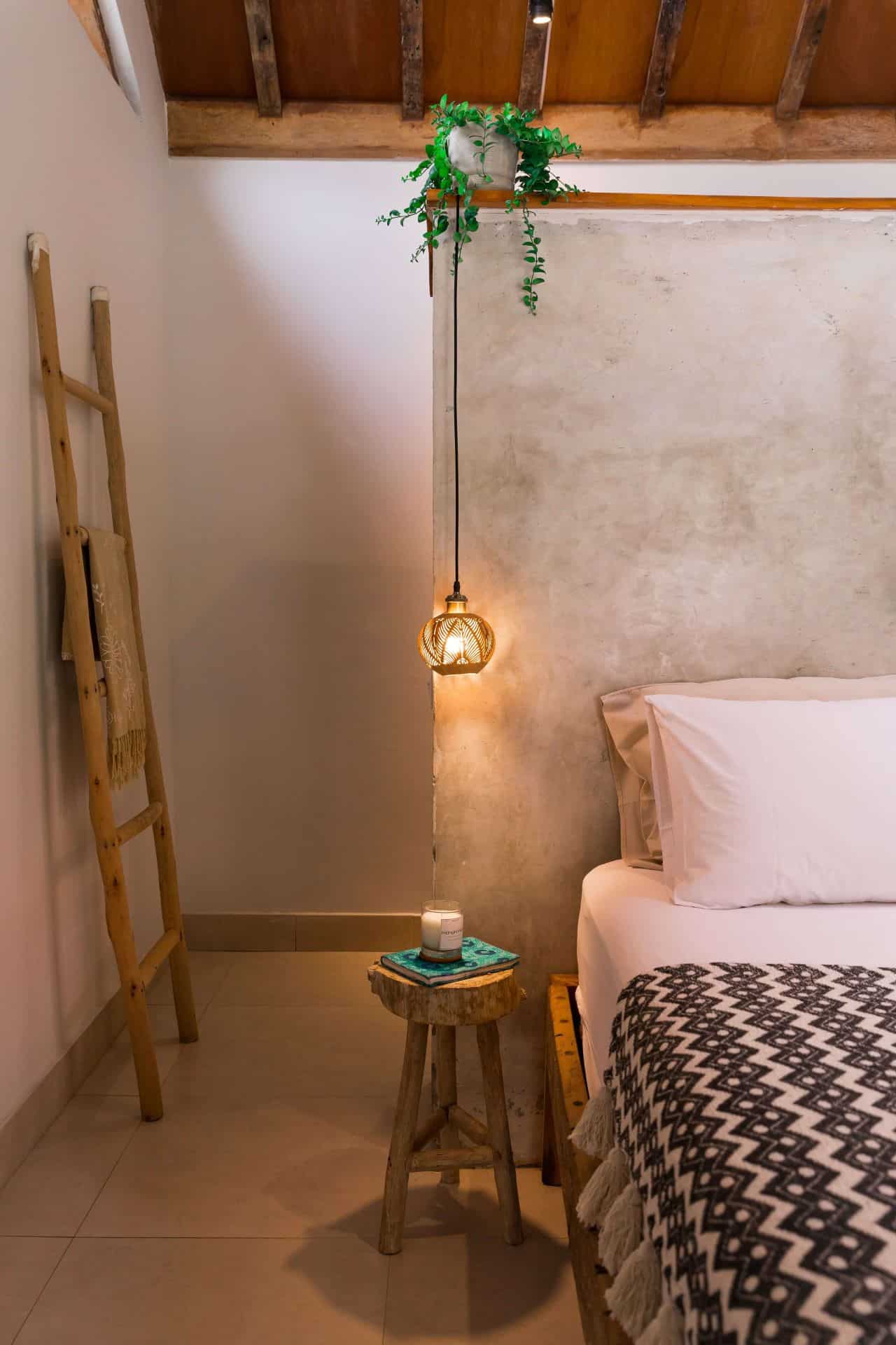 Seaside_Tribe_dreamers-cabin-room