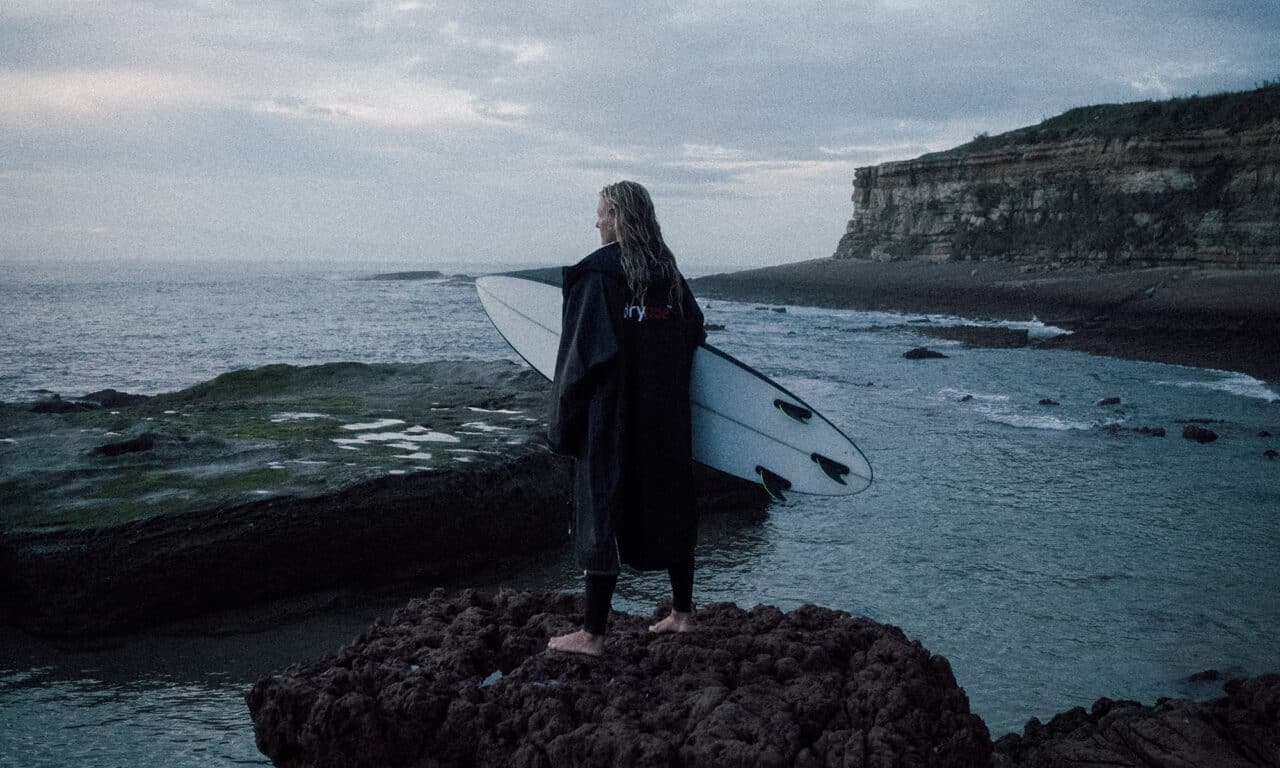Winter Surf Change Robe