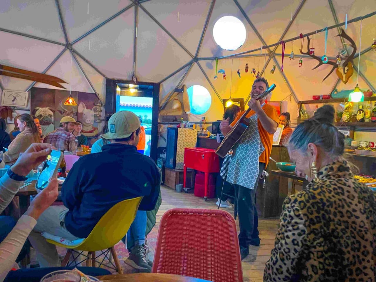 Abend im La Luz Surfcamp