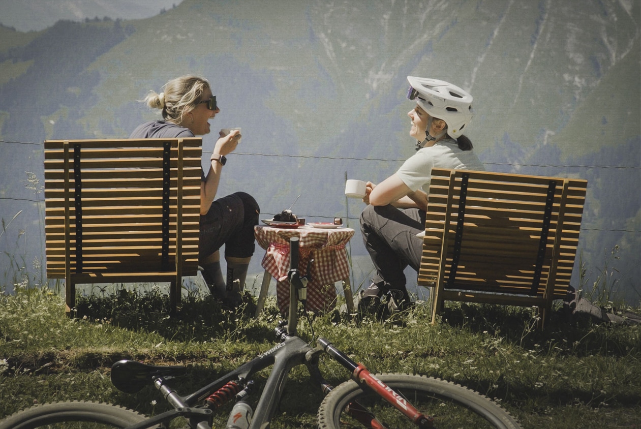 Mountainbikerin in Graub&uuml;nden