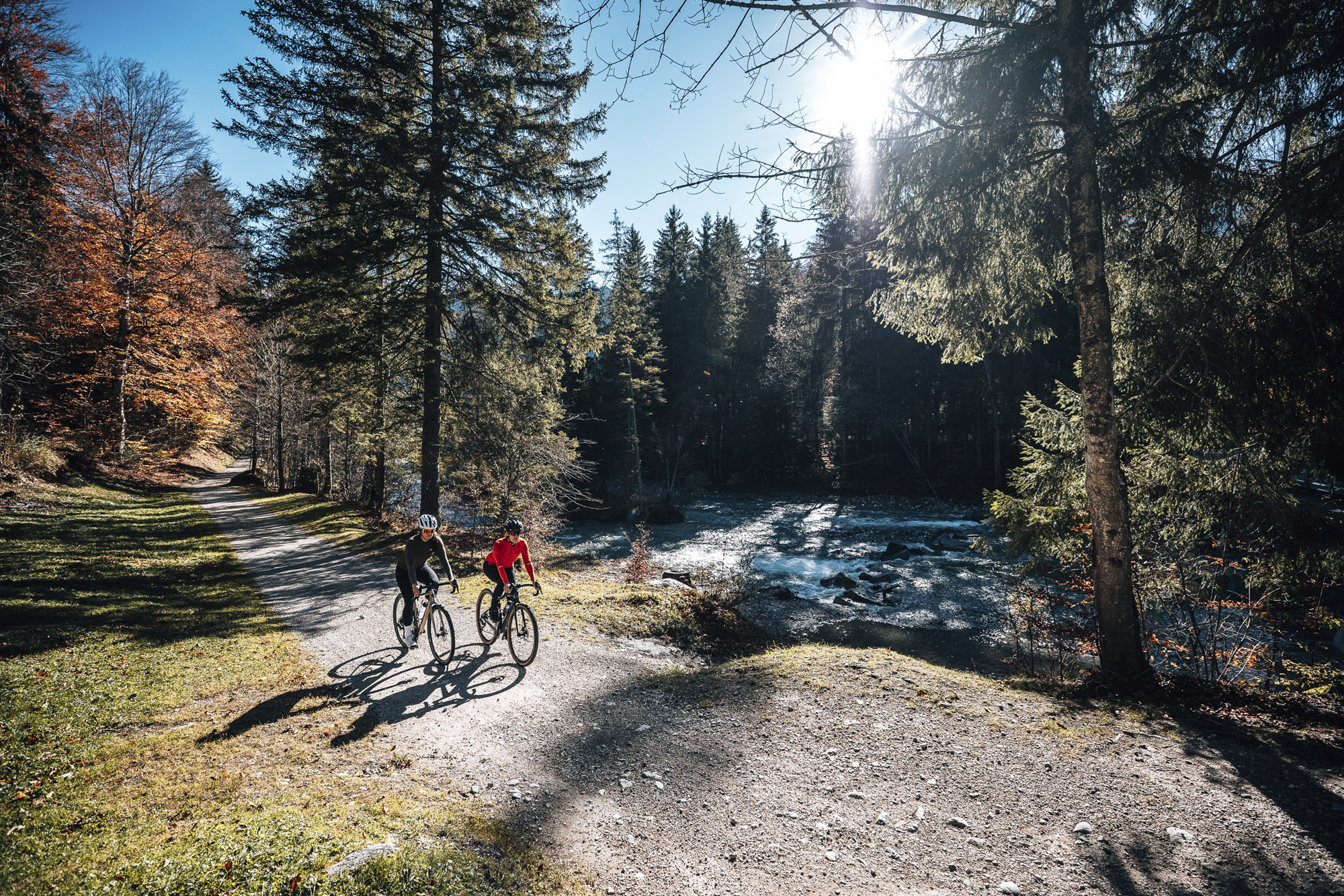 Gravelbikerinnen in der Zugspitz Region