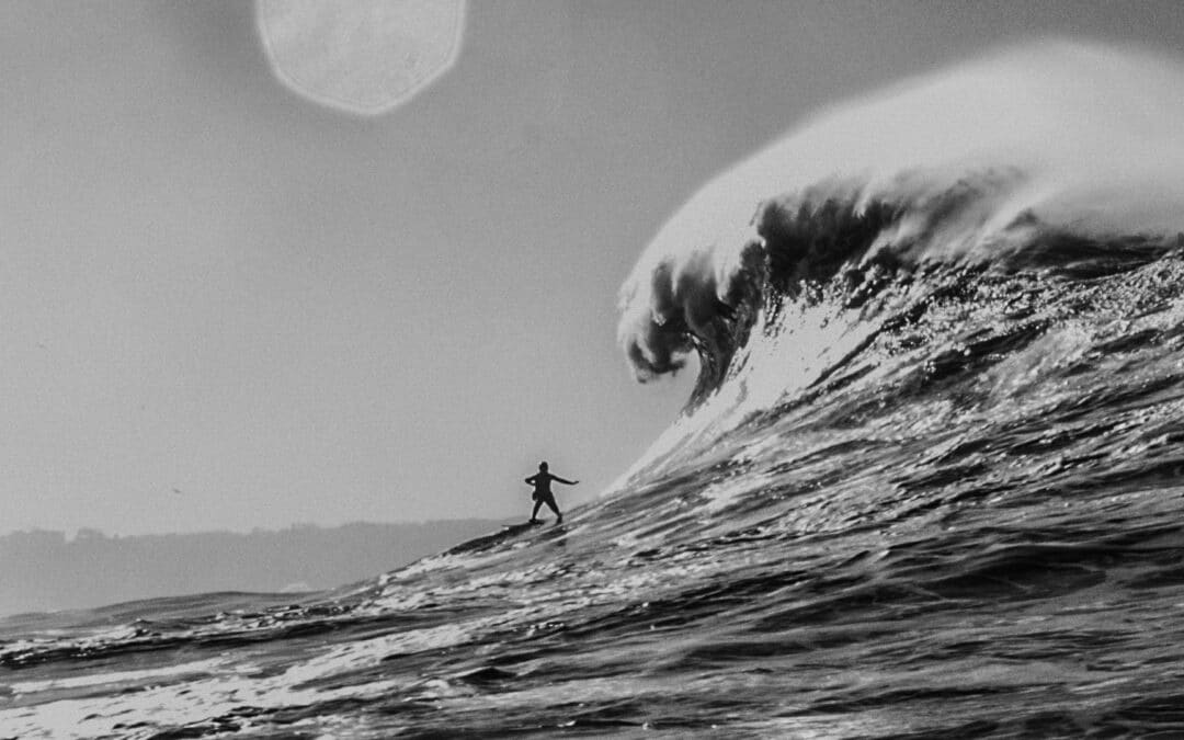 Lena Kemna &bdquo;Her Wave&ldquo; begleitet sie in ihrer zweiten Big-Wave-Saison